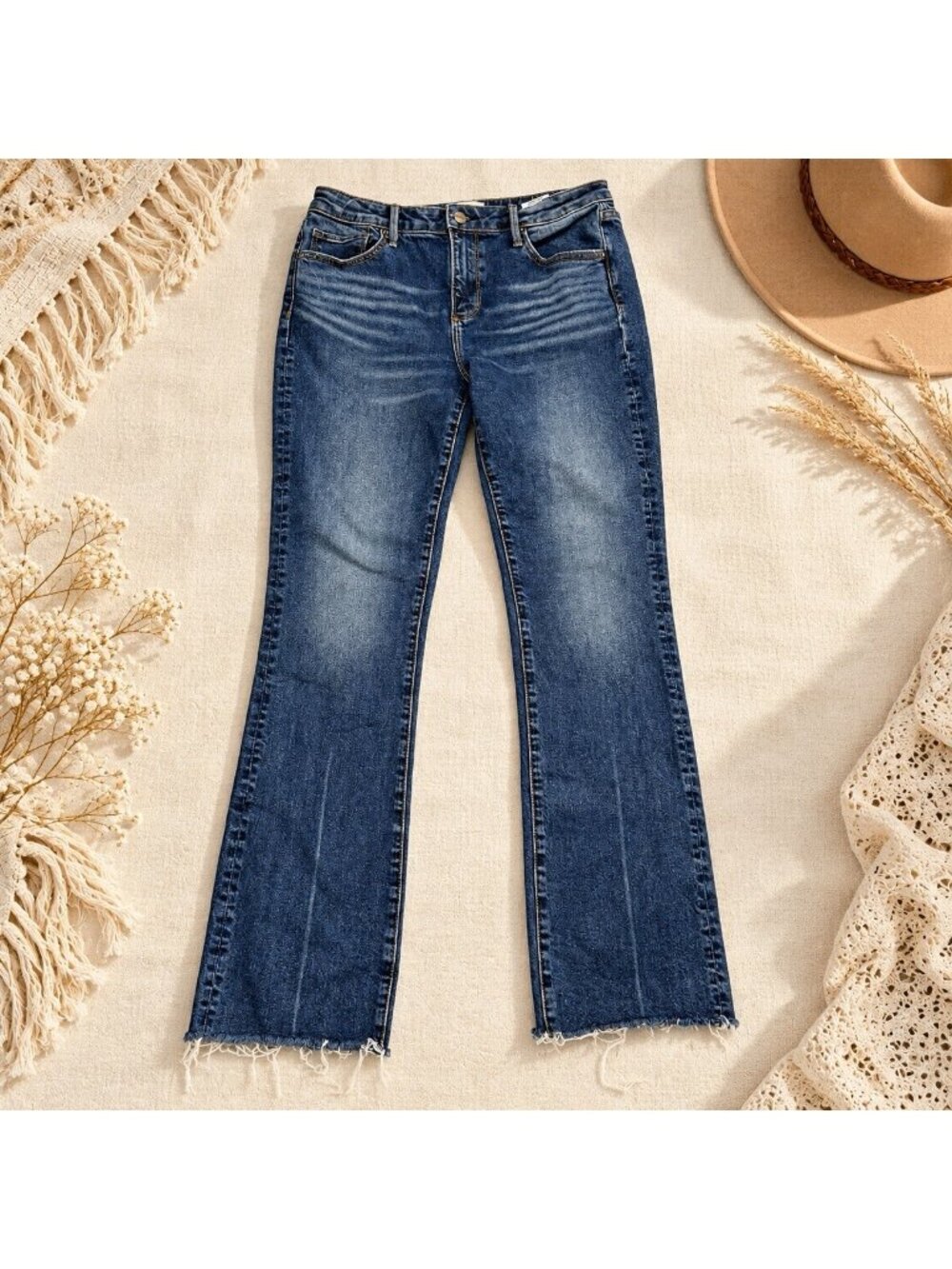 Driftwood Kelly Bootcut Jeans Womens Size 29 x 32 Blue Denim Frayed Festival